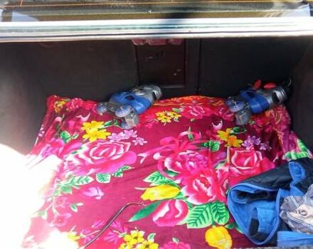 Зеленый Опель Вектра, объемом двигателя 2.2 л и пробегом 289 тыс. км за 3600 $, фото 9 на Automoto.ua