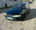 Зеленый Опель Вектра, объемом двигателя 2 л и пробегом 256 тыс. км за 3300 $, фото 1 на Automoto.ua