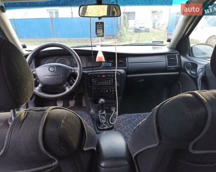 Зелений Опель Вектра, об'ємом двигуна 1.8 л та пробігом 220 тис. км за 3600 $, фото 3 на Automoto.ua