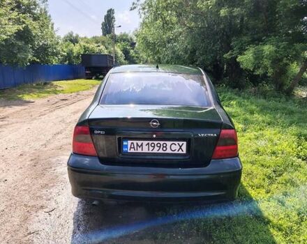 Зелений Опель Вектра, об'ємом двигуна 1.6 л та пробігом 217 тис. км за 2600 $, фото 7 на Automoto.ua