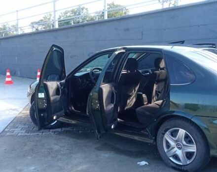 Зеленый Опель Вектра, объемом двигателя 2.2 л и пробегом 289 тыс. км за 3600 $, фото 7 на Automoto.ua