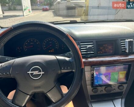 Зеленый Опель Вектра, объемом двигателя 1.8 л и пробегом 308 тыс. км за 4500 $, фото 4 на Automoto.ua
