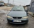 Зелений Опель Вектра, об'ємом двигуна 2 л та пробігом 300 тис. км за 900 $, фото 1 на Automoto.ua