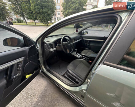 Зеленый Опель Вектра, объемом двигателя 2.2 л и пробегом 250 тыс. км за 3500 $, фото 8 на Automoto.ua