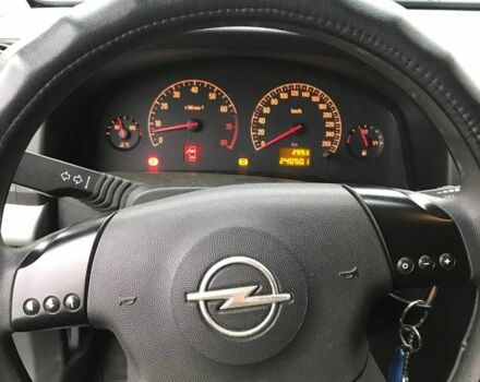 Зеленый Опель Вектра, объемом двигателя 1.8 л и пробегом 240 тыс. км за 3650 $, фото 2 на Automoto.ua