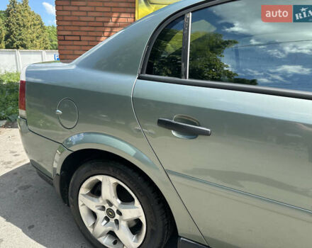 Зеленый Опель Вектра, объемом двигателя 2.2 л и пробегом 250 тыс. км за 3500 $, фото 15 на Automoto.ua