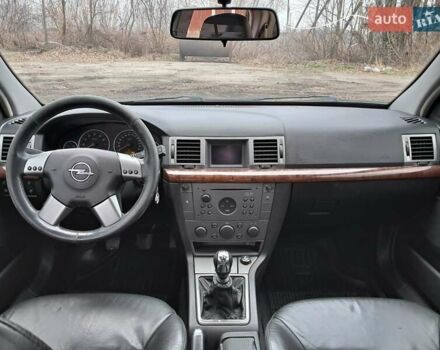 Зеленый Опель Вектра, объемом двигателя 2.2 л и пробегом 270 тыс. км за 5800 $, фото 21 на Automoto.ua