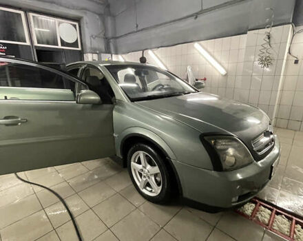 Зеленый Опель Вектра, объемом двигателя 2.2 л и пробегом 350 тыс. км за 3099 $, фото 4 на Automoto.ua