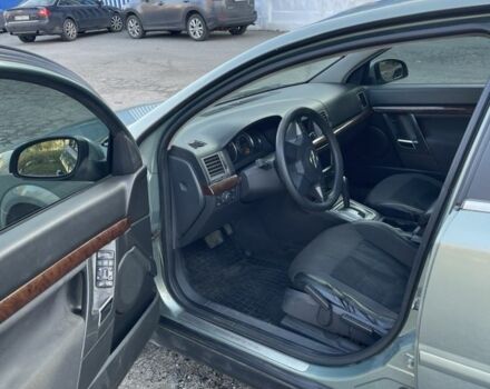 Зелений Опель Вектра, об'ємом двигуна 2.2 л та пробігом 278 тис. км за 3950 $, фото 9 на Automoto.ua