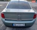 Зеленый Опель Вектра, объемом двигателя 2 л и пробегом 260 тыс. км за 4999 $, фото 5 на Automoto.ua