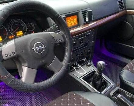 Зелений Опель Вектра, об'ємом двигуна 2.2 л та пробігом 245 тис. км за 3500 $, фото 7 на Automoto.ua