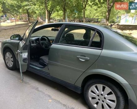 Зеленый Опель Вектра, объемом двигателя 2 л и пробегом 145 тыс. км за 4500 $, фото 4 на Automoto.ua