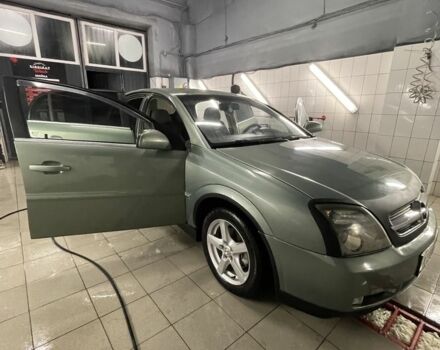 Зеленый Опель Вектра, объемом двигателя 2.2 л и пробегом 363 тыс. км за 3200 $, фото 2 на Automoto.ua