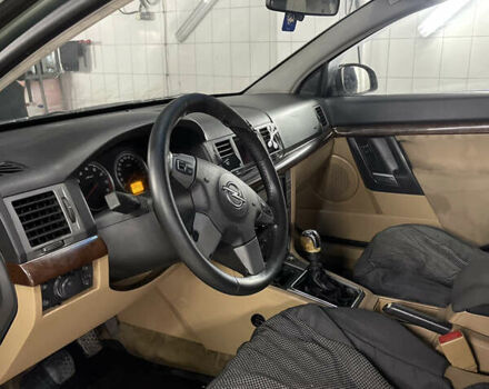 Зеленый Опель Вектра, объемом двигателя 2.2 л и пробегом 350 тыс. км за 3099 $, фото 3 на Automoto.ua