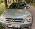 Зелений Опель Вектра, об'ємом двигуна 2.2 л та пробігом 331 тис. км за 3200 $, фото 1 на Automoto.ua