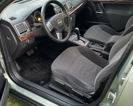 Зелений Опель Вектра, об'ємом двигуна 2.2 л та пробігом 164 тис. км за 4450 $, фото 3 на Automoto.ua