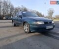 Зеленый Опель Вектра, объемом двигателя 1.8 л и пробегом 394 тыс. км за 1100 $, фото 2 на Automoto.ua