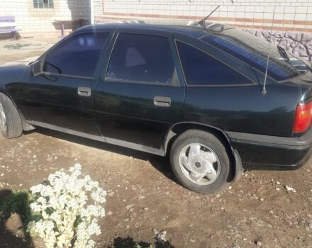 Зеленый Опель Вектра, объемом двигателя 1.7 л и пробегом 200 тыс. км за 2300 $, фото 5 на Automoto.ua