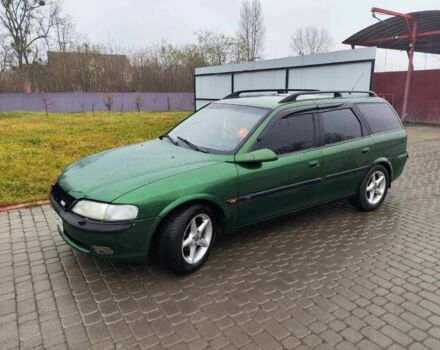 Зеленый Опель Вектра, объемом двигателя 1.8 л и пробегом 334 тыс. км за 2200 $, фото 4 на Automoto.ua