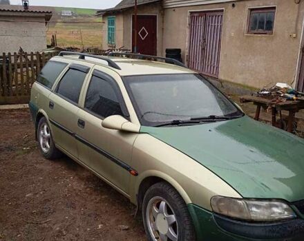 Зеленый Опель Вектра, объемом двигателя 1.6 л и пробегом 360 тыс. км за 1100 $, фото 1 на Automoto.ua