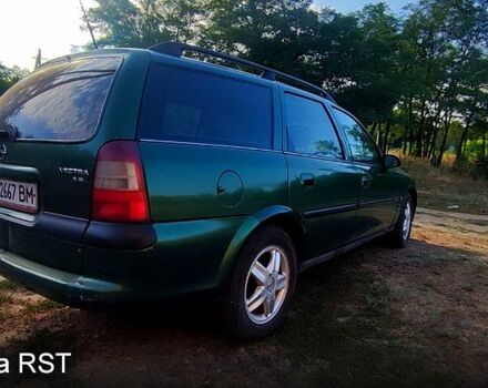 Зеленый Опель Вектра, объемом двигателя 1.8 л и пробегом 280 тыс. км за 2350 $, фото 3 на Automoto.ua