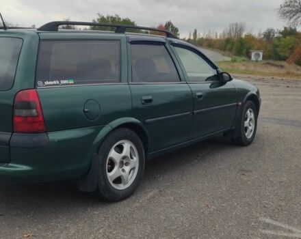 Зелений Опель Вектра, об'ємом двигуна 2.5 л та пробігом 280 тис. км за 2500 $, фото 13 на Automoto.ua