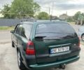 Зеленый Опель Вектра, объемом двигателя 2.5 л и пробегом 284 тыс. км за 2500 $, фото 1 на Automoto.ua