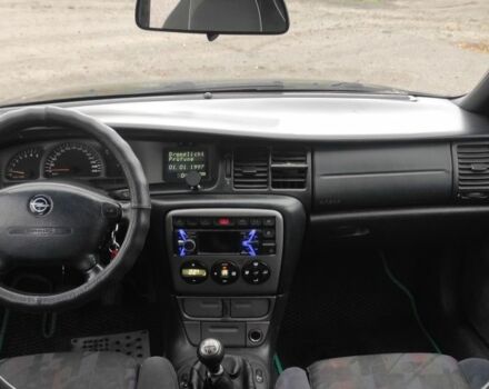 Зелений Опель Вектра, об'ємом двигуна 2.5 л та пробігом 280 тис. км за 2500 $, фото 4 на Automoto.ua