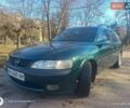 Зеленый Опель Вектра, объемом двигателя 2 л и пробегом 461 тыс. км за 2500 $, фото 2 на Automoto.ua