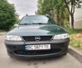 Зелений Опель Вектра, об'ємом двигуна 2 л та пробігом 355 тис. км за 1900 $, фото 1 на Automoto.ua
