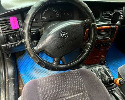 Зелений Опель Вектра, об'ємом двигуна 2 л та пробігом 260 тис. км за 3200 $, фото 6 на Automoto.ua