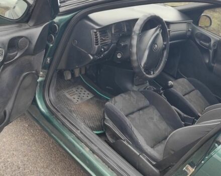 Зелений Опель Вектра, об'ємом двигуна 2.5 л та пробігом 280 тис. км за 2500 $, фото 9 на Automoto.ua