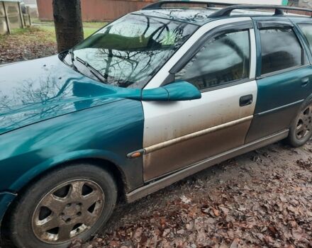 Зеленый Опель Вектра, объемом двигателя 2 л и пробегом 430 тыс. км за 1184 $, фото 1 на Automoto.ua