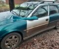 Зеленый Опель Вектра, объемом двигателя 2 л и пробегом 430 тыс. км за 1184 $, фото 1 на Automoto.ua