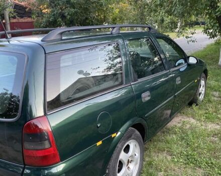 Зелений Опель Вектра, об'ємом двигуна 1.8 л та пробігом 1000 тис. км за 2100 $, фото 3 на Automoto.ua