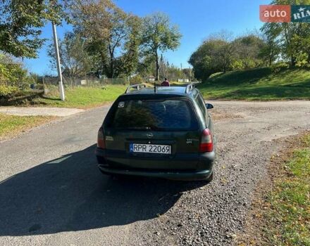 Зеленый Опель Вектра, объемом двигателя 2 л и пробегом 222 тыс. км за 1050 $, фото 4 на Automoto.ua