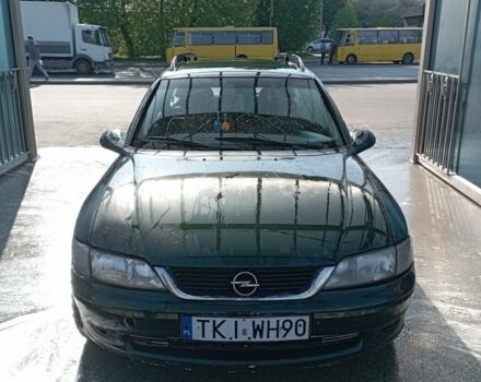 Зеленый Опель Вектра, объемом двигателя 0 л и пробегом 320 тыс. км за 1450 $, фото 1 на Automoto.ua