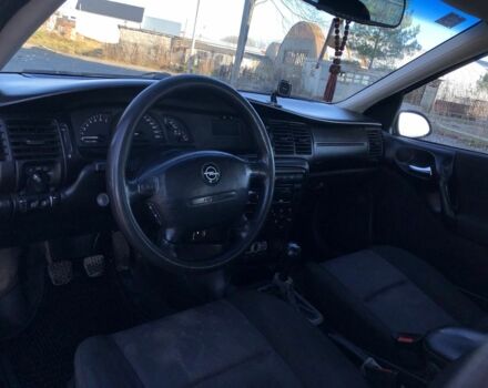Зеленый Опель Вектра, объемом двигателя 1.8 л и пробегом 1000 тыс. км за 1800 $, фото 16 на Automoto.ua