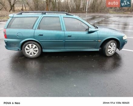 Зеленый Опель Вектра, объемом двигателя 1.6 л и пробегом 360 тыс. км за 3300 $, фото 5 на Automoto.ua