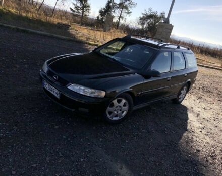 Зеленый Опель Вектра, объемом двигателя 1.8 л и пробегом 1000 тыс. км за 1800 $, фото 5 на Automoto.ua