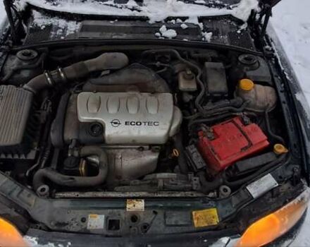 Зелений Опель Вектра, об'ємом двигуна 1.6 л та пробігом 252 тис. км за 950 $, фото 3 на Automoto.ua