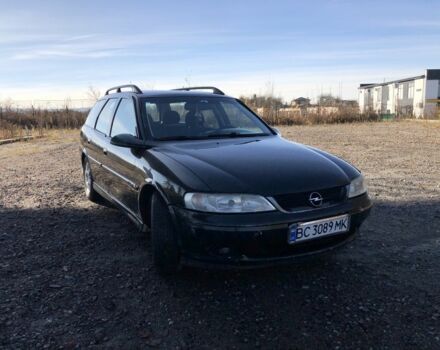 Зеленый Опель Вектра, объемом двигателя 1.8 л и пробегом 1000 тыс. км за 1800 $, фото 3 на Automoto.ua