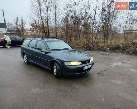 Зелений Опель Вектра, об'ємом двигуна 2 л та пробігом 450 тис. км за 2450 $, фото 5 на Automoto.ua