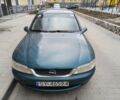 Зелений Опель Вектра, об'ємом двигуна 1.6 л та пробігом 250 тис. км за 1000 $, фото 3 на Automoto.ua