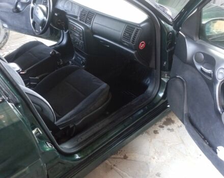 Зелений Опель Вектра, об'ємом двигуна 2.2 л та пробігом 235 тис. км за 2250 $, фото 15 на Automoto.ua