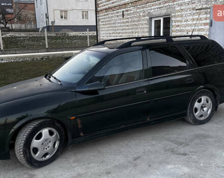 Зеленый Опель Вектра, объемом двигателя 2 л и пробегом 346 тыс. км за 1950 $, фото 1 на Automoto.ua