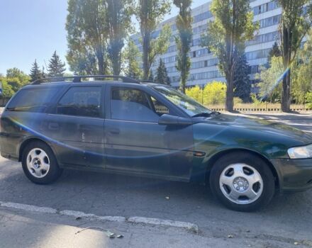 Зеленый Опель Вектра, объемом двигателя 1.6 л и пробегом 330 тыс. км за 1800 $, фото 7 на Automoto.ua