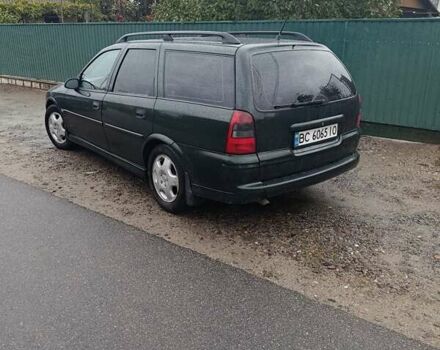 Зеленый Опель Вектра, объемом двигателя 2 л и пробегом 350 тыс. км за 3250 $, фото 1 на Automoto.ua