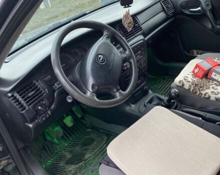 Зелений Опель Вектра, об'ємом двигуна 2 л та пробігом 350 тис. км за 3200 $, фото 3 на Automoto.ua