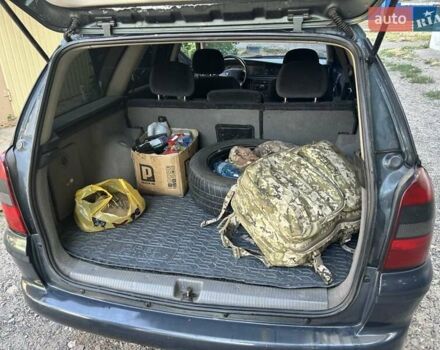 Зелений Опель Вектра, об'ємом двигуна 1.8 л та пробігом 307 тис. км за 2300 $, фото 1 на Automoto.ua